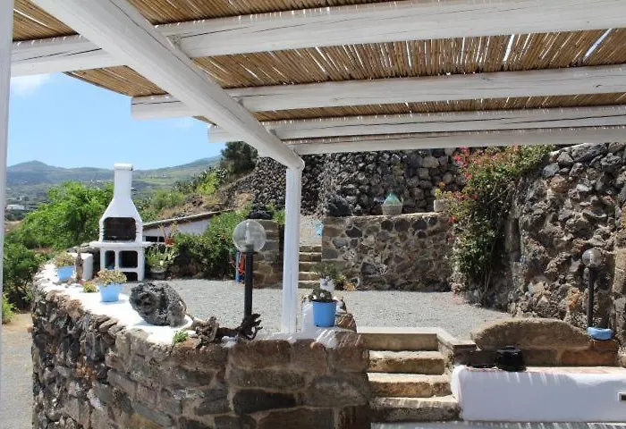 Il Dammuso Mille Emozioni Pantelleria Villa