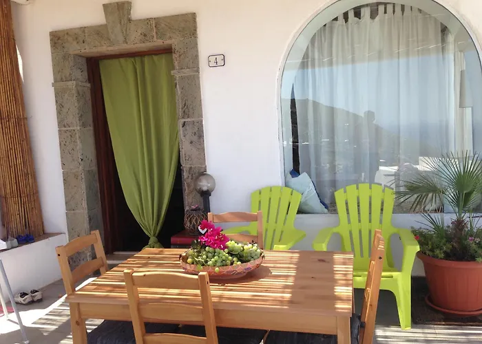 Villa Il Dammuso Mille Emozioni Pantelleria *